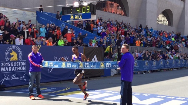 Ethiopian Dejen Gebremeskel wins the BAA Mile in 4:04