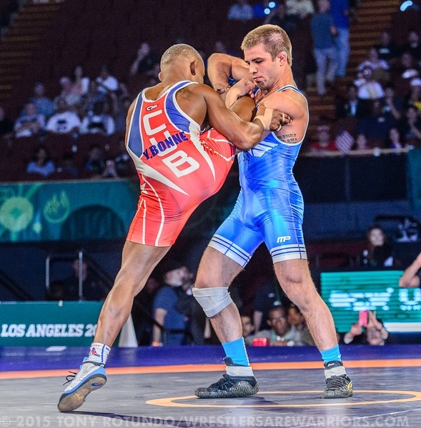 Tony Ramos Wrestles In The World Cup