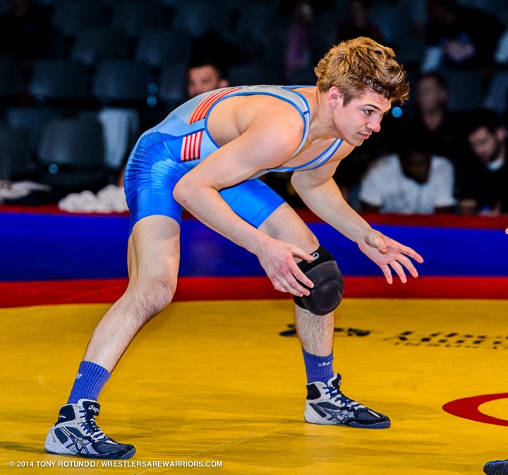 Stevan Micic wrestling FILA Juniors in 2014.